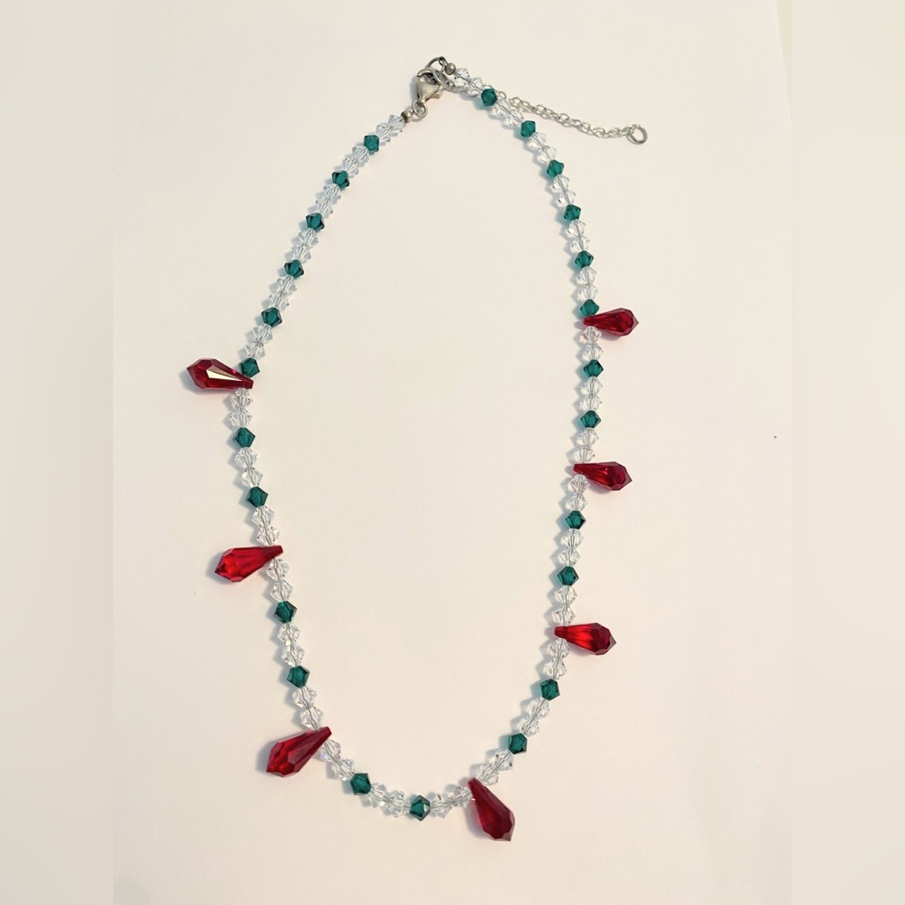 Elegant Red and Green Crystal Christmas Necklace